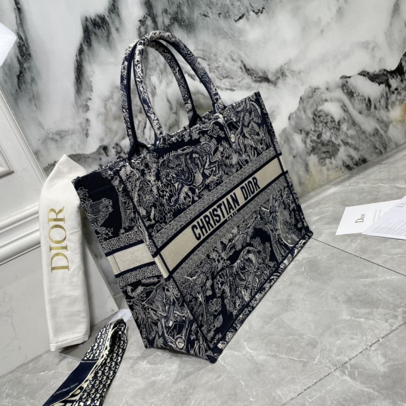 Dior Shopping Bags